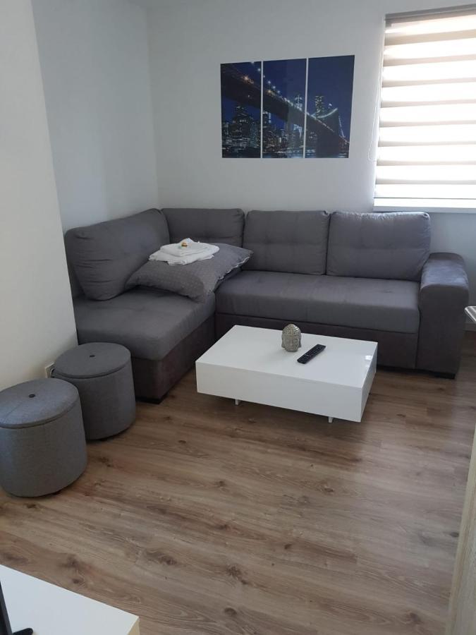 Aresko-Apartments Vidnava Экстерьер фото